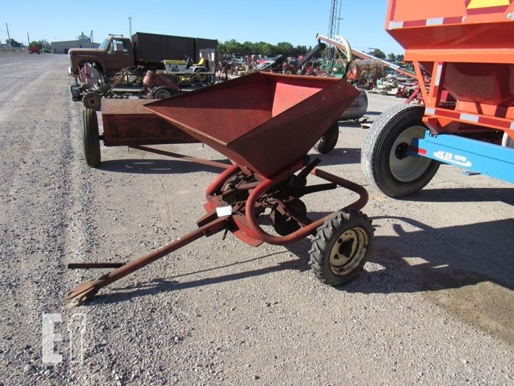 lely-broadcast-seeder-image-1