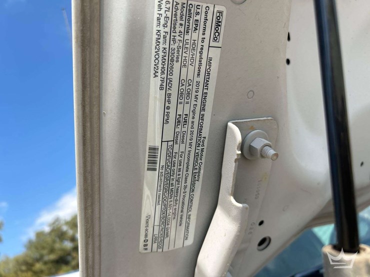 2019-ford-f350-image-11