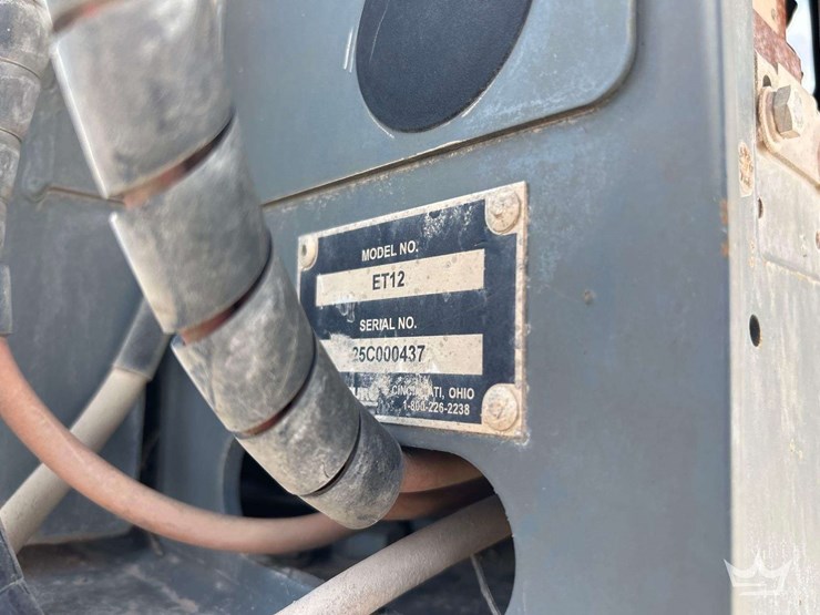2021-ford-f450-image-28