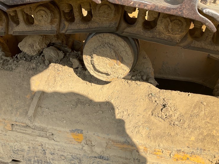 2012-deere-650j-image-15