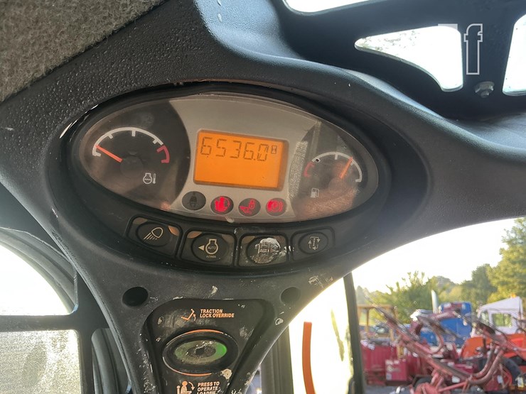 2019-bobcat-s650-image-16