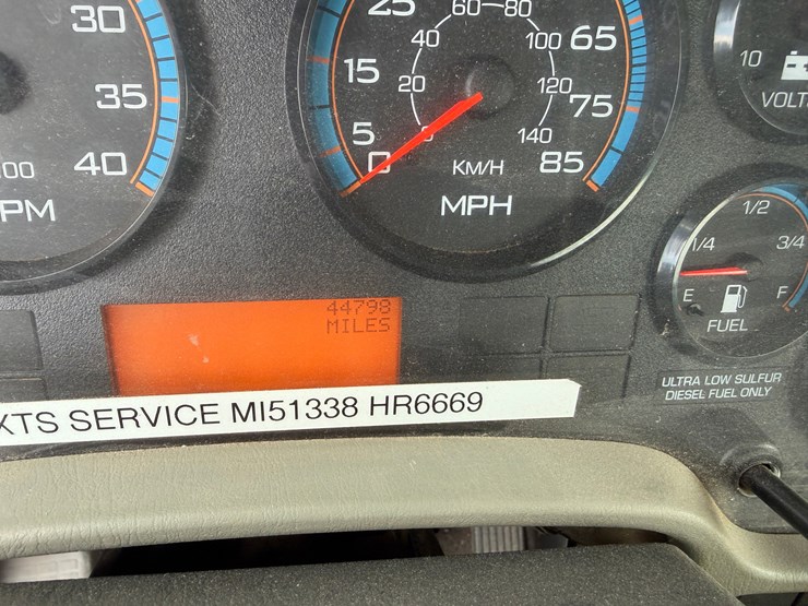 2012-international-durastar-4300-image-16
