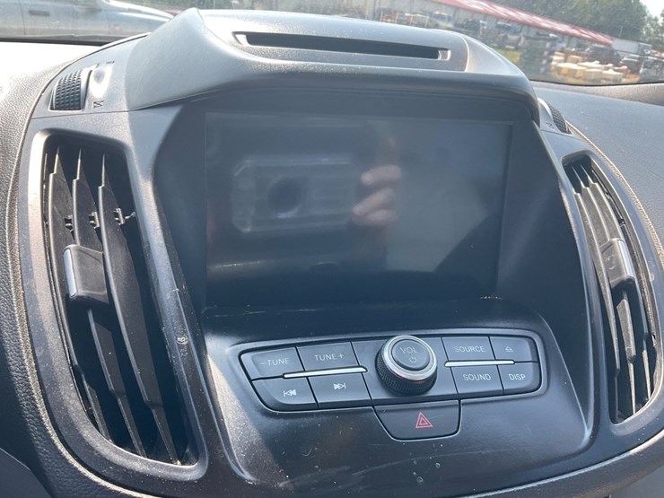 2018-ford-escape-image-16