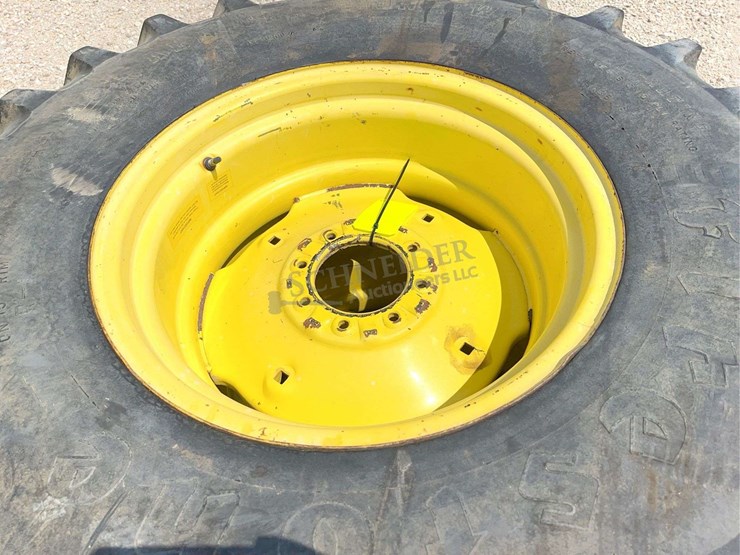 pair-of-jd-combine-rear-wheels-&-tires-image-4