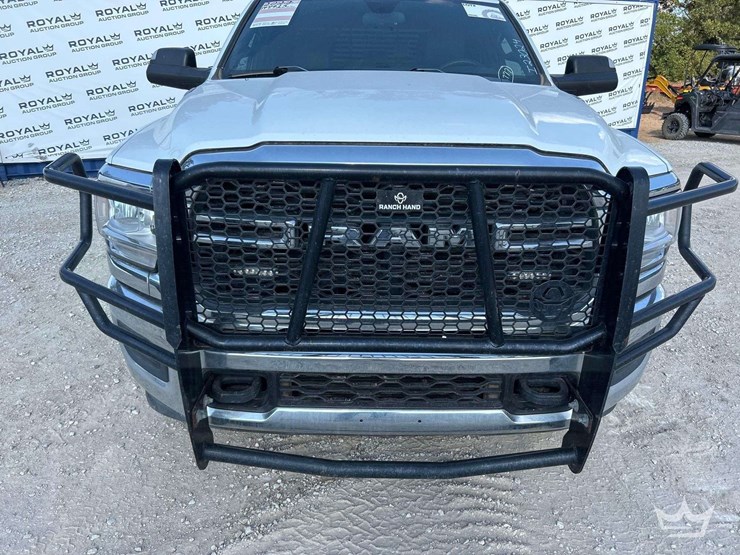 2022-dodge-2500-image-26