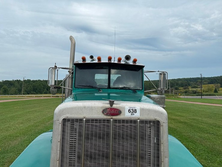1996-peterbilt-378-image-22