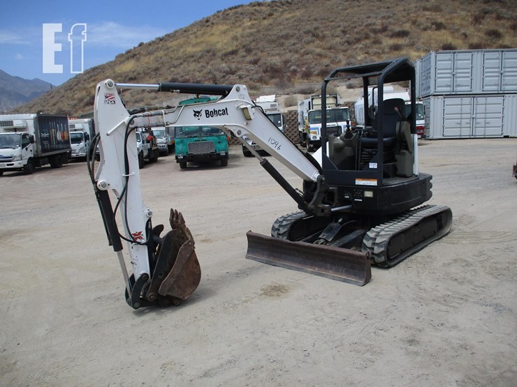 2016-bobcat-e35-image-1