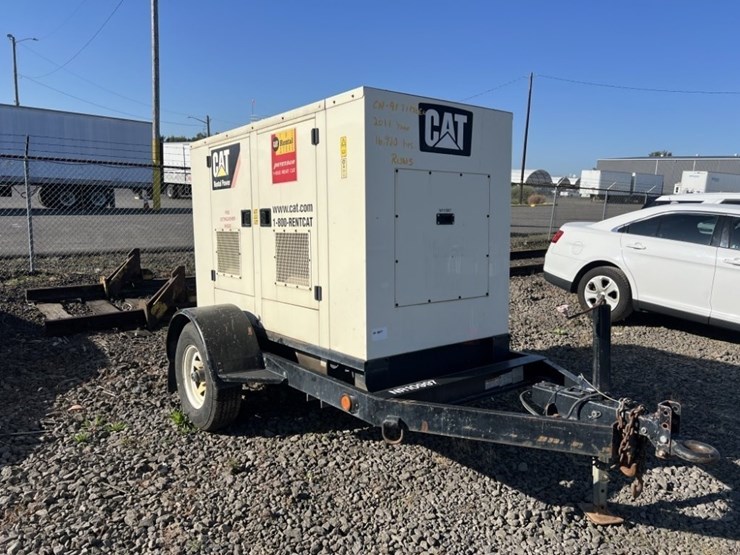 2011-caterpillar-xq30-image-2
