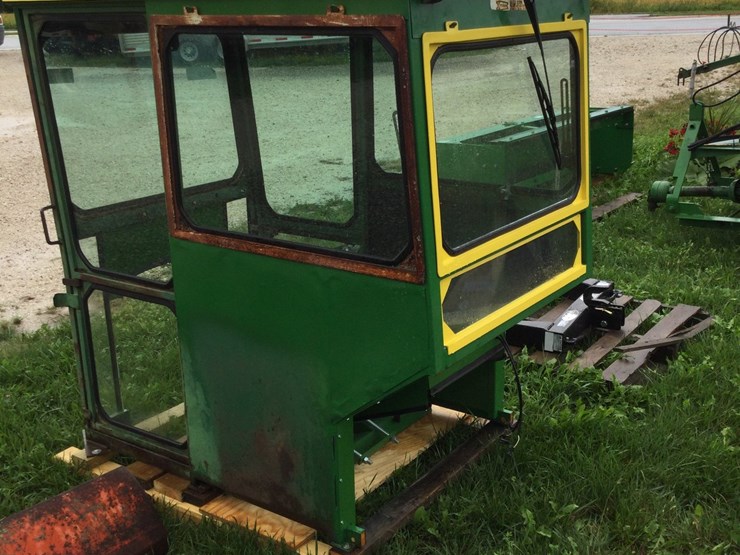 john-deere-2510-image-3