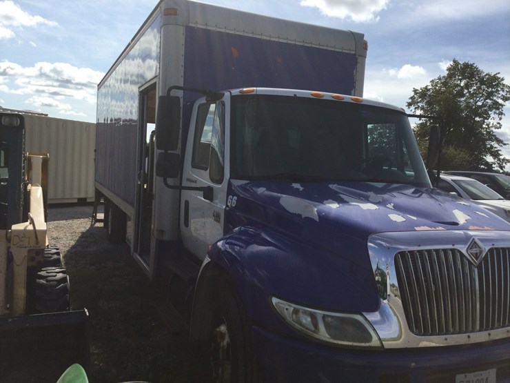 2007-international-durastar-4300-image-3