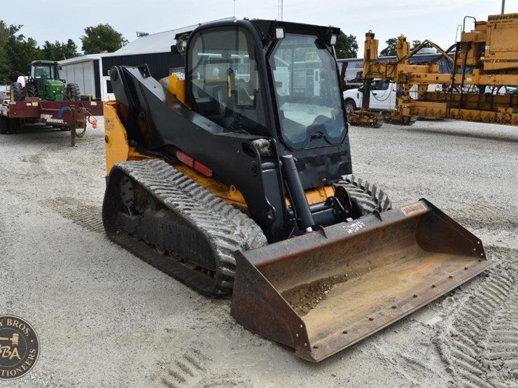2016-jcb-300t-image-10