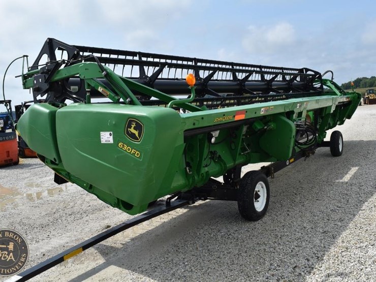 2014-john-deere-630fd-image-16