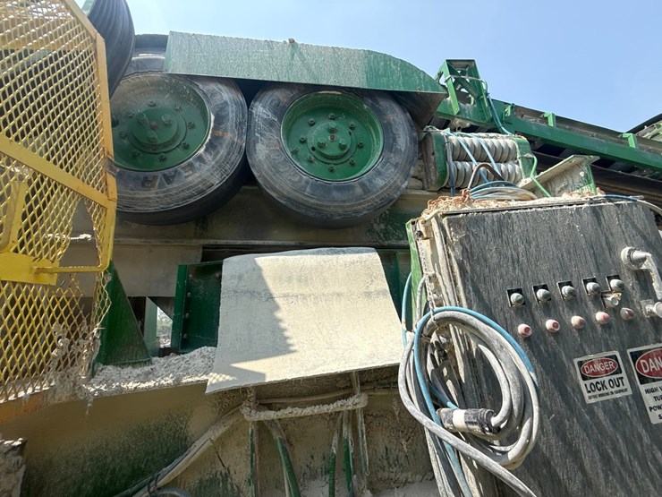 #2359-•-lippman-t-1260-jaw-and-roll-crushers-image-16