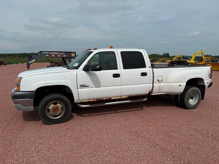 chevrolet-3500-image-1