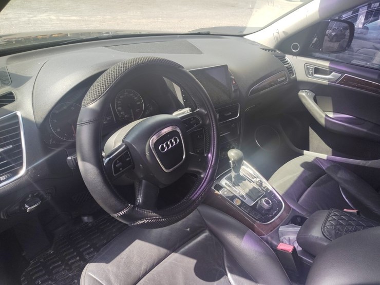 2011-audi-q5-image-7