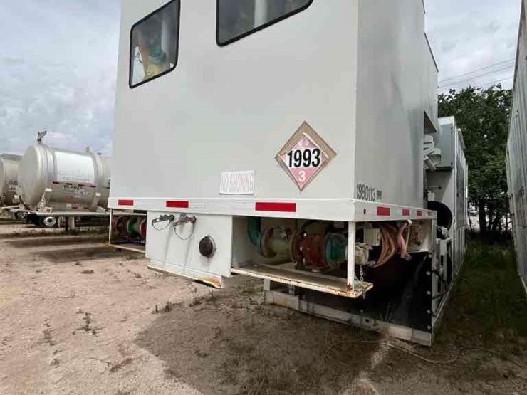 2019-safe-arm-pilot-thomas-logistics-t/a-dual-fuel-wall-fuel-station-image-5