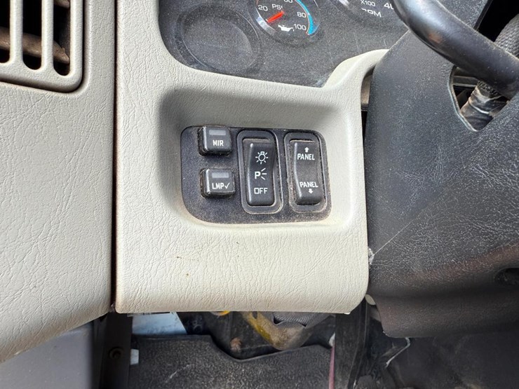 international-durastar-4300-image-52
