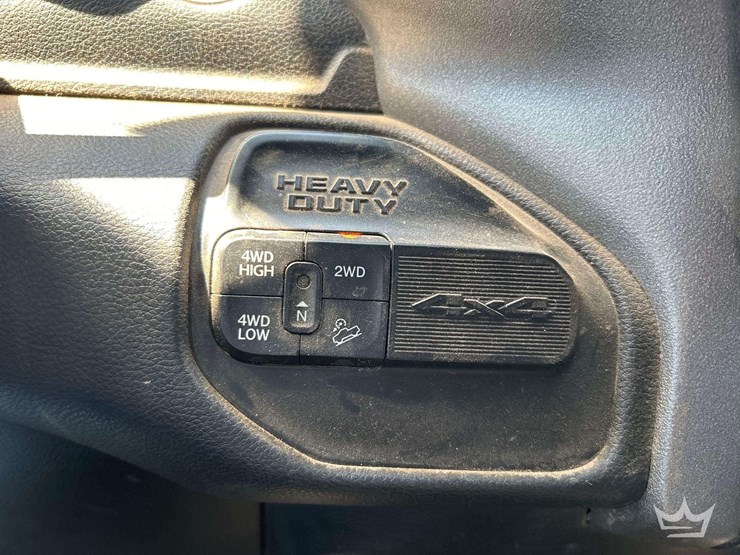 2022-dodge-2500-image-18