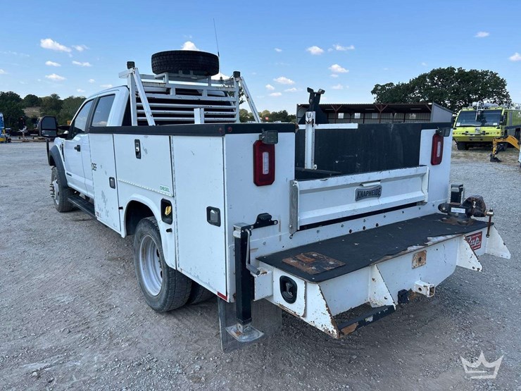2021-ford-f450-image-2
