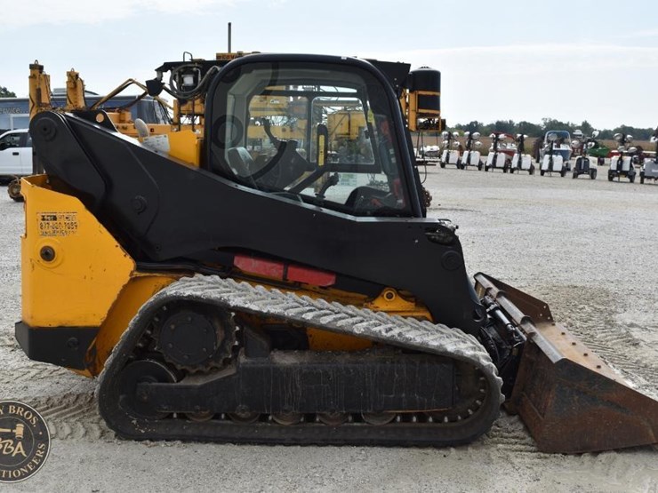 2016-jcb-300t-image-9