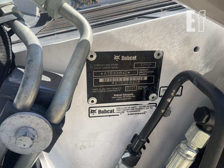 2021-bobcat-t770-image-21