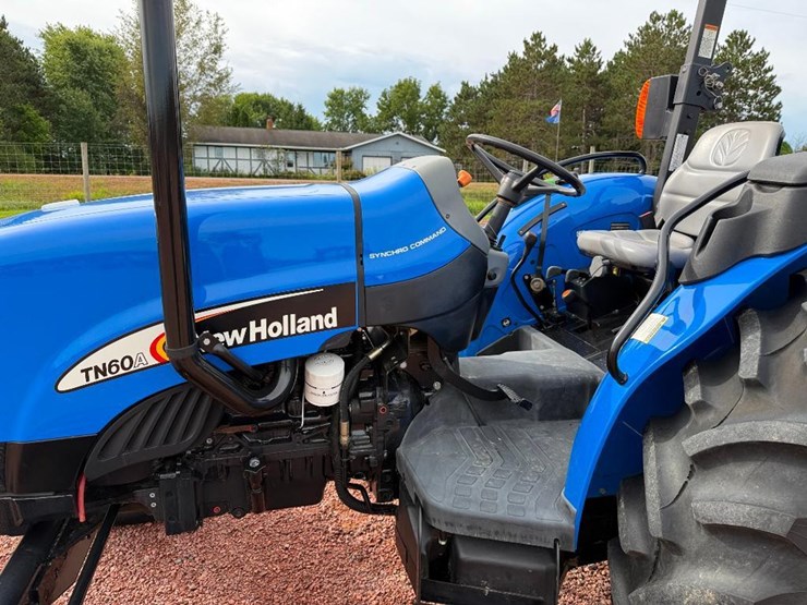 new-holland-tn60a-image-22