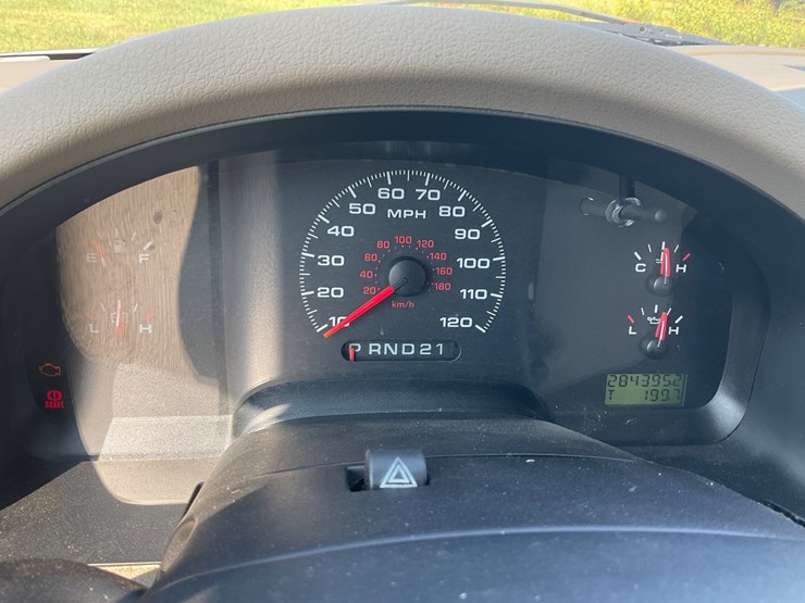 2006-ford-f150-image-17