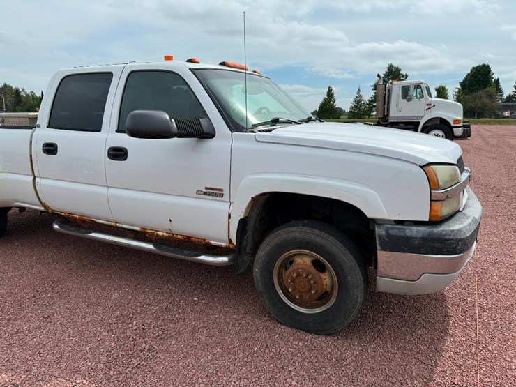 chevrolet-3500-image-13