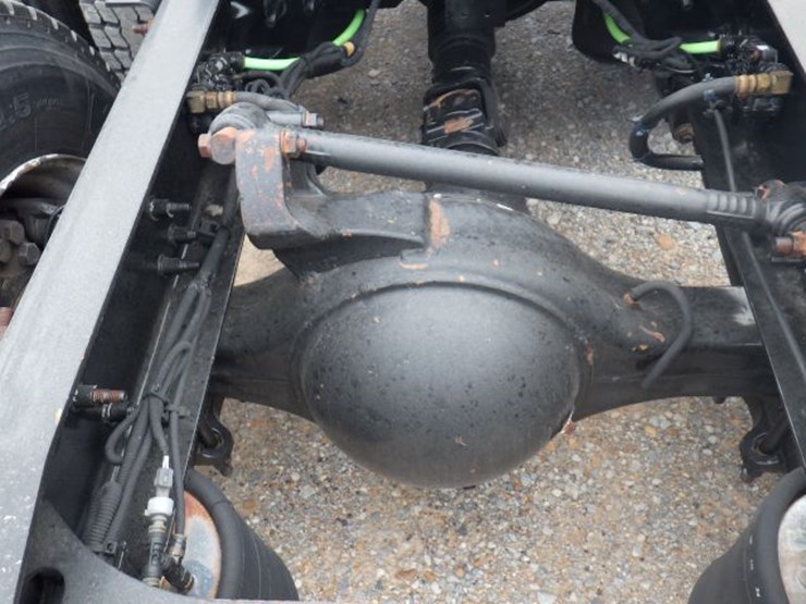 2019-international-lt-image-10
