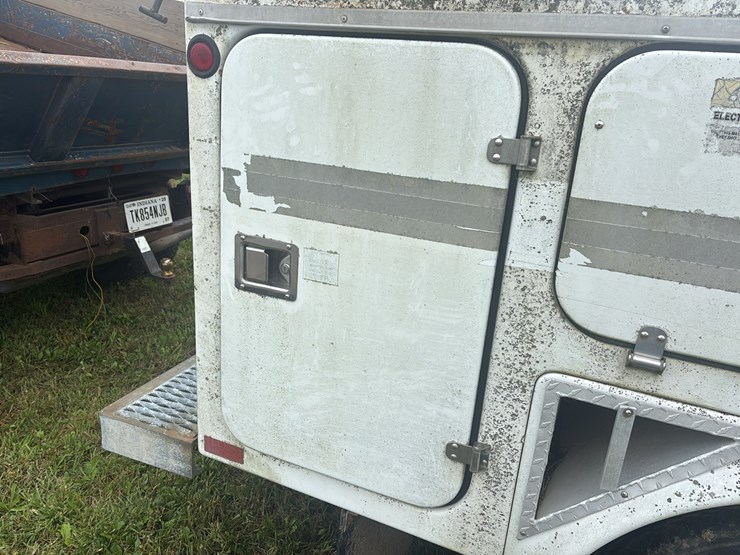 1998-ford-f350-image-9
