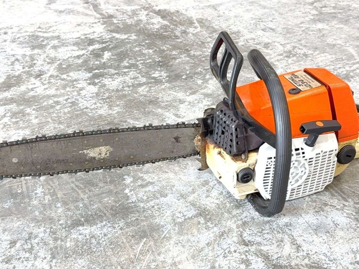 stihl-034-av-chainsaw-w/-case-&-sharpener-image-2