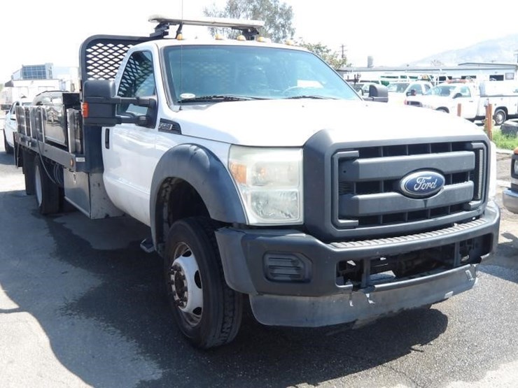 2016-ford-f550-image-2