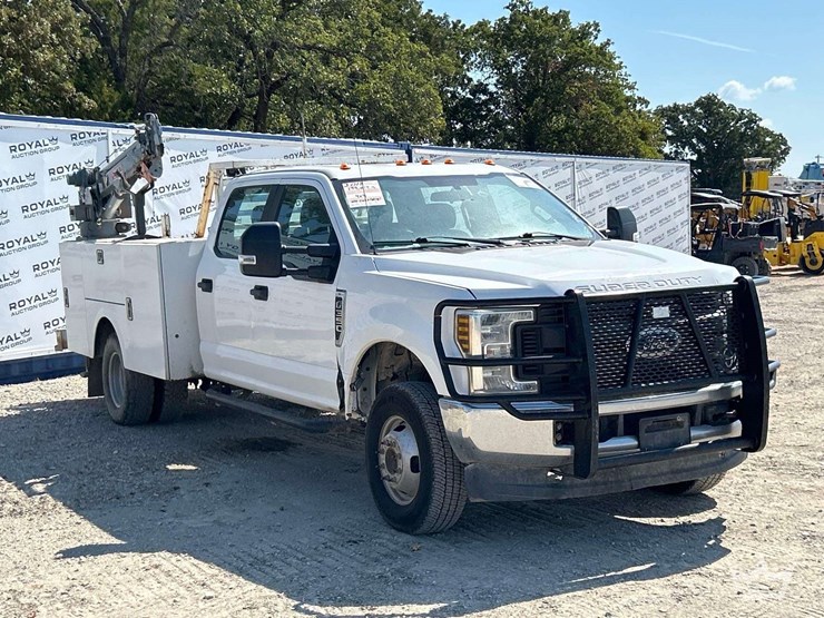 2018-ford-f350-image-4