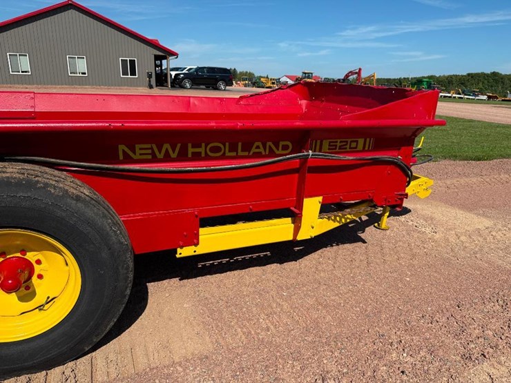 new-holland-520-image-7