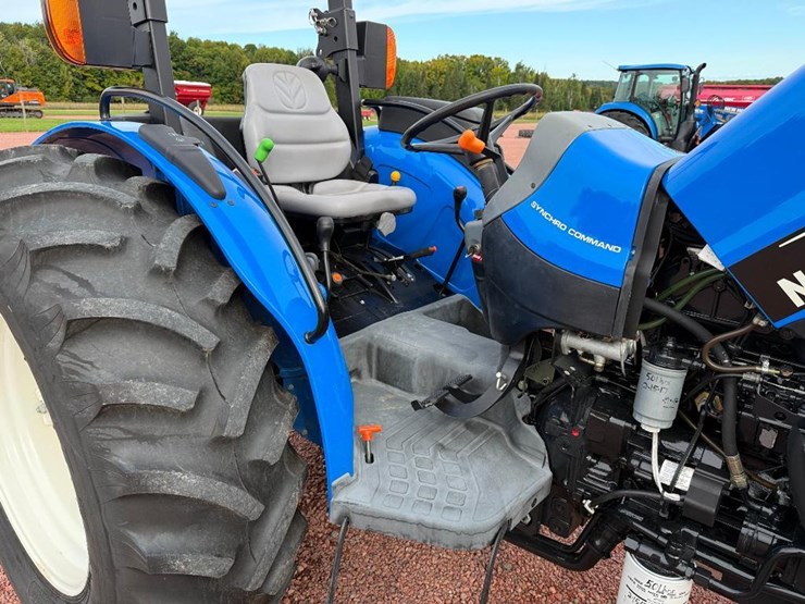new-holland-tn60a-image-47