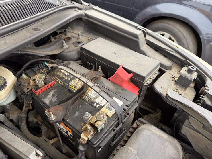 2012-ford-explorer-xlt-image-63