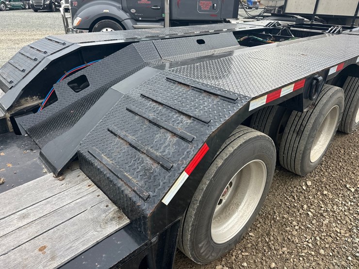 2024-towmaster-t-110dtg-image-34