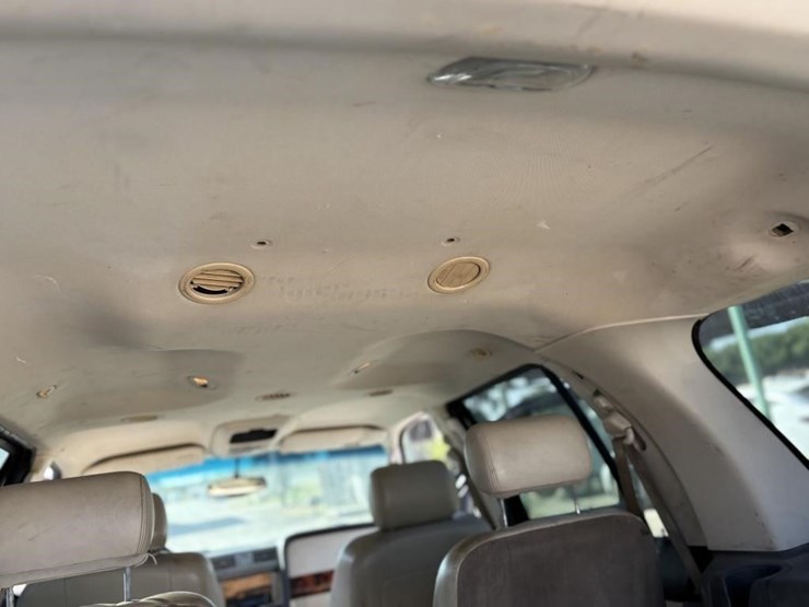 2003-lincoln-navigator-image-30