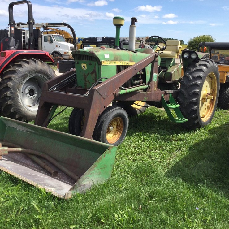 JOHN DEERE 2510