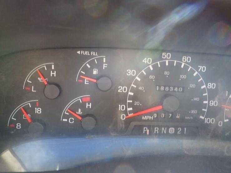 1999-ford-f450-image-39