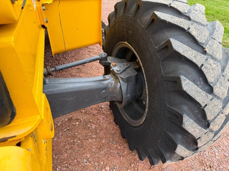 new-holland-b75d-image-36