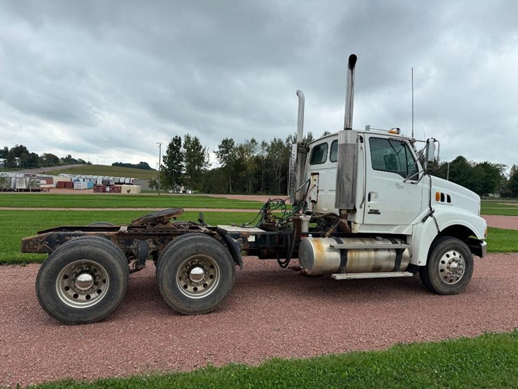 caterpillar-c13-image-4