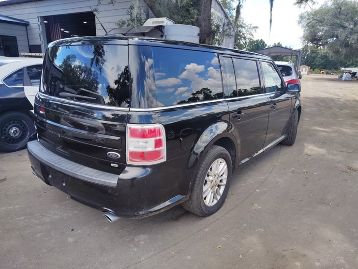 2014-ford-flex-image-4