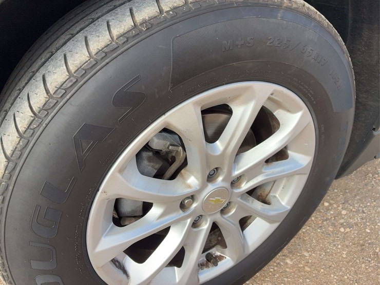 2019-chevrolet-equinox-lt-image-38