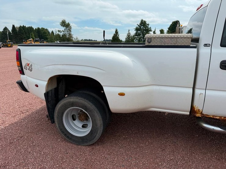 chevrolet-3500-image-11
