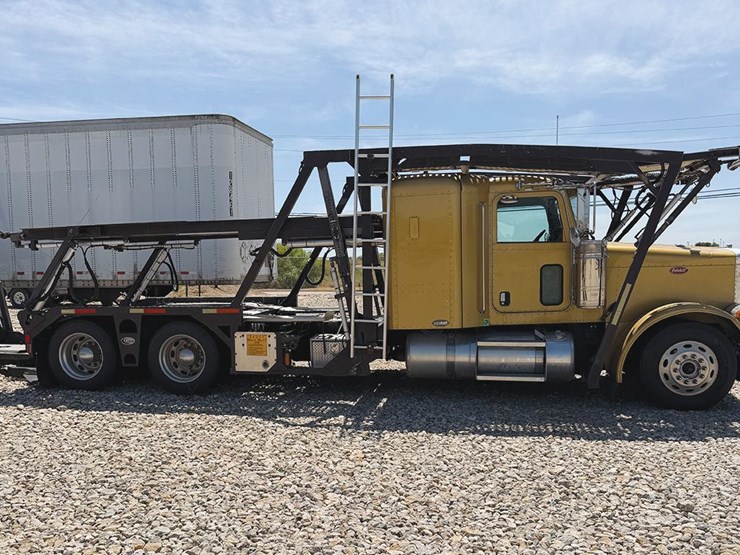 2007-peterbilt-379-image-2
