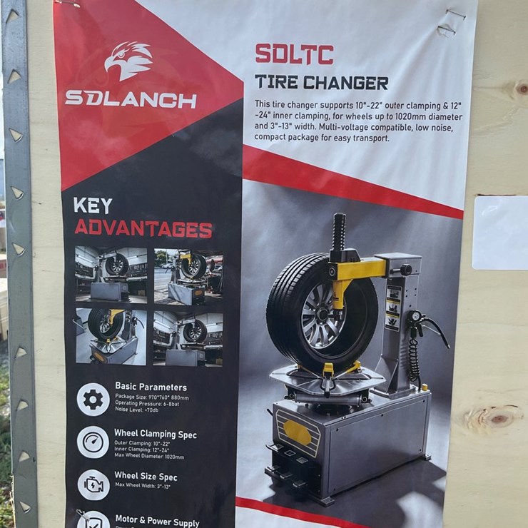 #38 • New/Unused SDLTC Tire Changer
