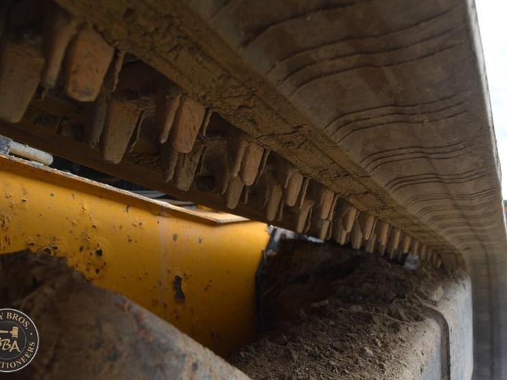 2021-jcb-270t-image-33