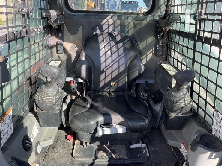2018-bobcat-s570-image-11