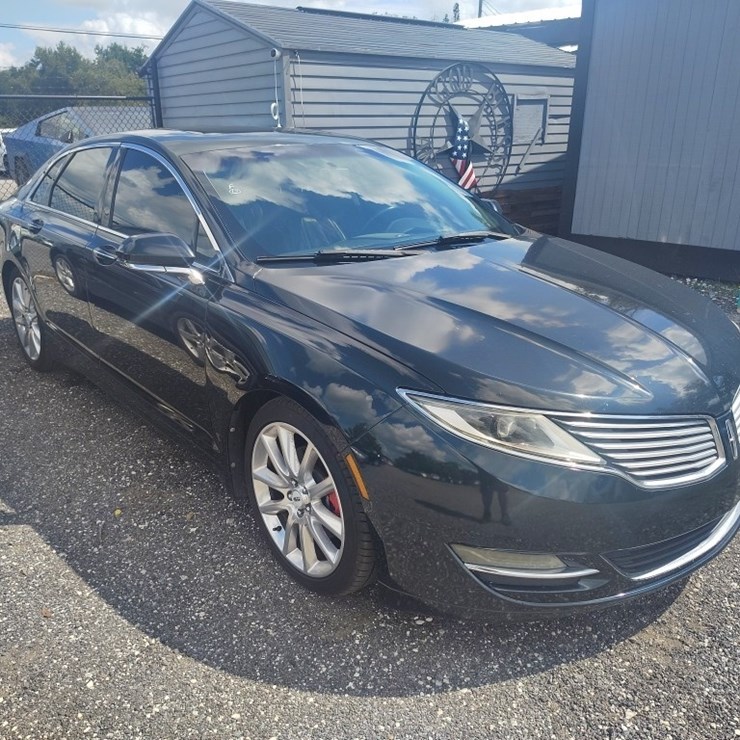 2014 Lincoln MKZ RUNS/MOVES Base